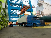 Loading Truck Port